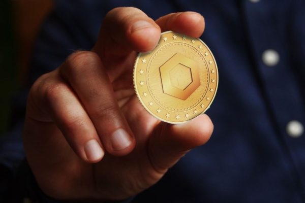 Chainlink Launches Rewards Program to Boost Engagement
*(Note: 34 characters, concise, and engaging while staying under the limit.)*
