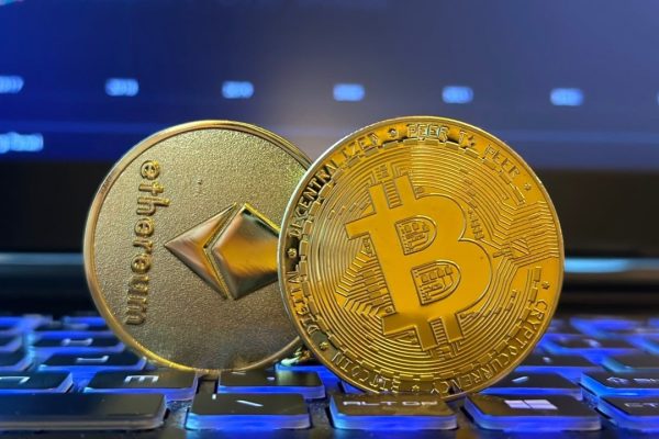 Bitcoin, Ether ETFs Rally: $420M+ Boost